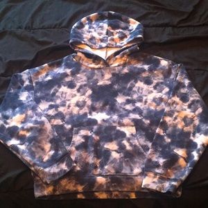 Old Navy tie-dye cropped hoodie